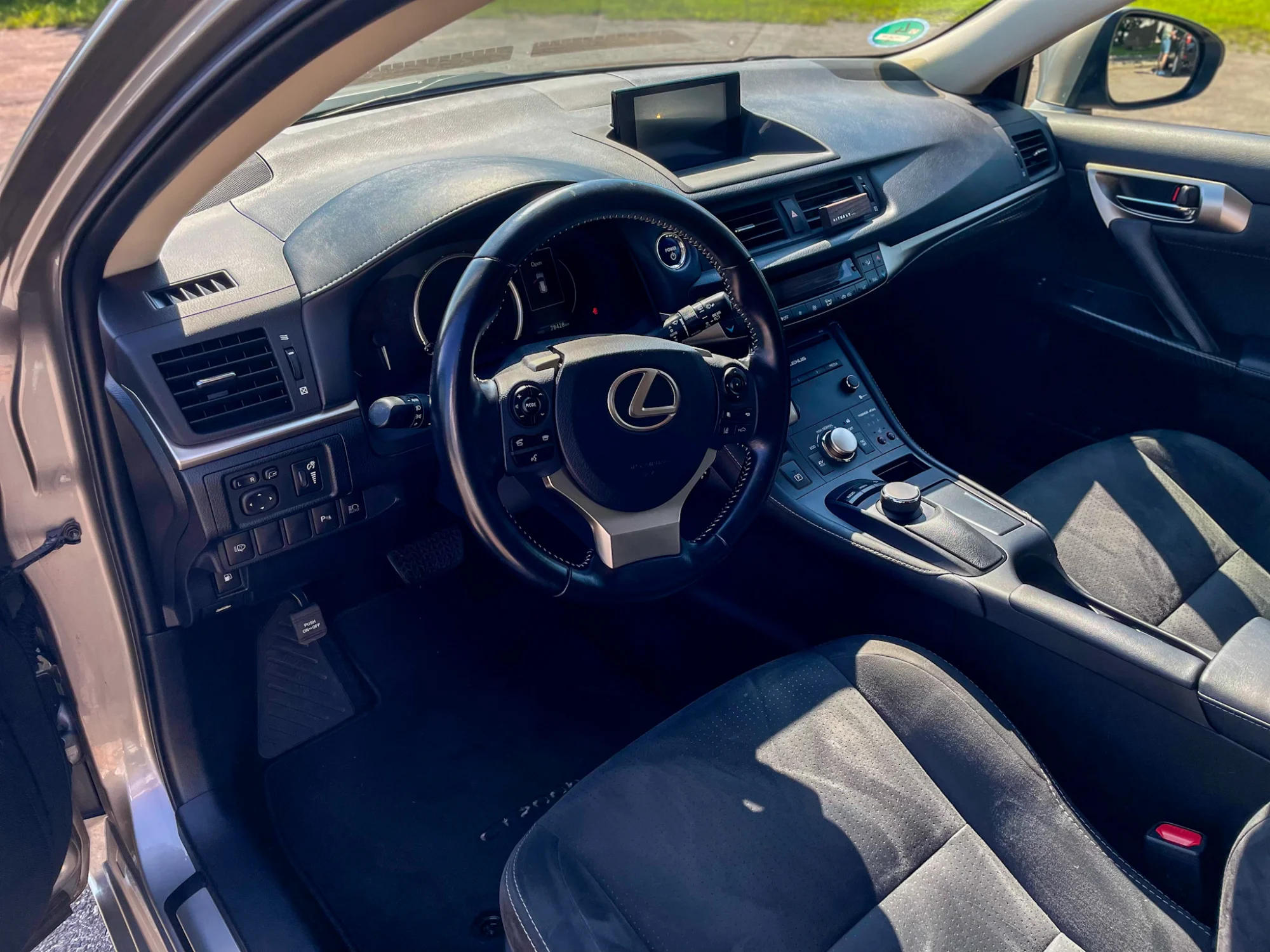 LEXUS 200H | 2021 - Image 10