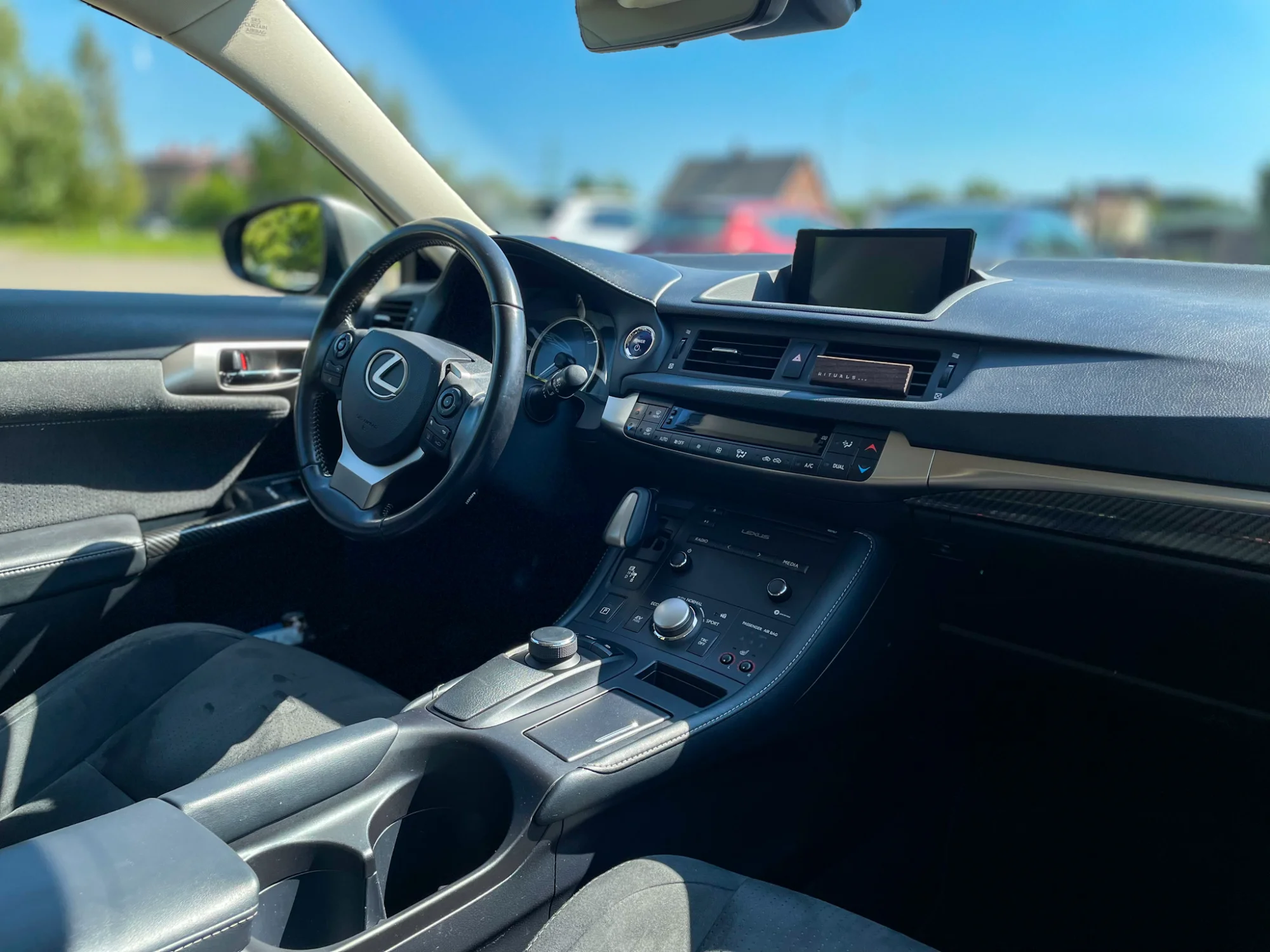 LEXUS 200H | 2021 - Image 14